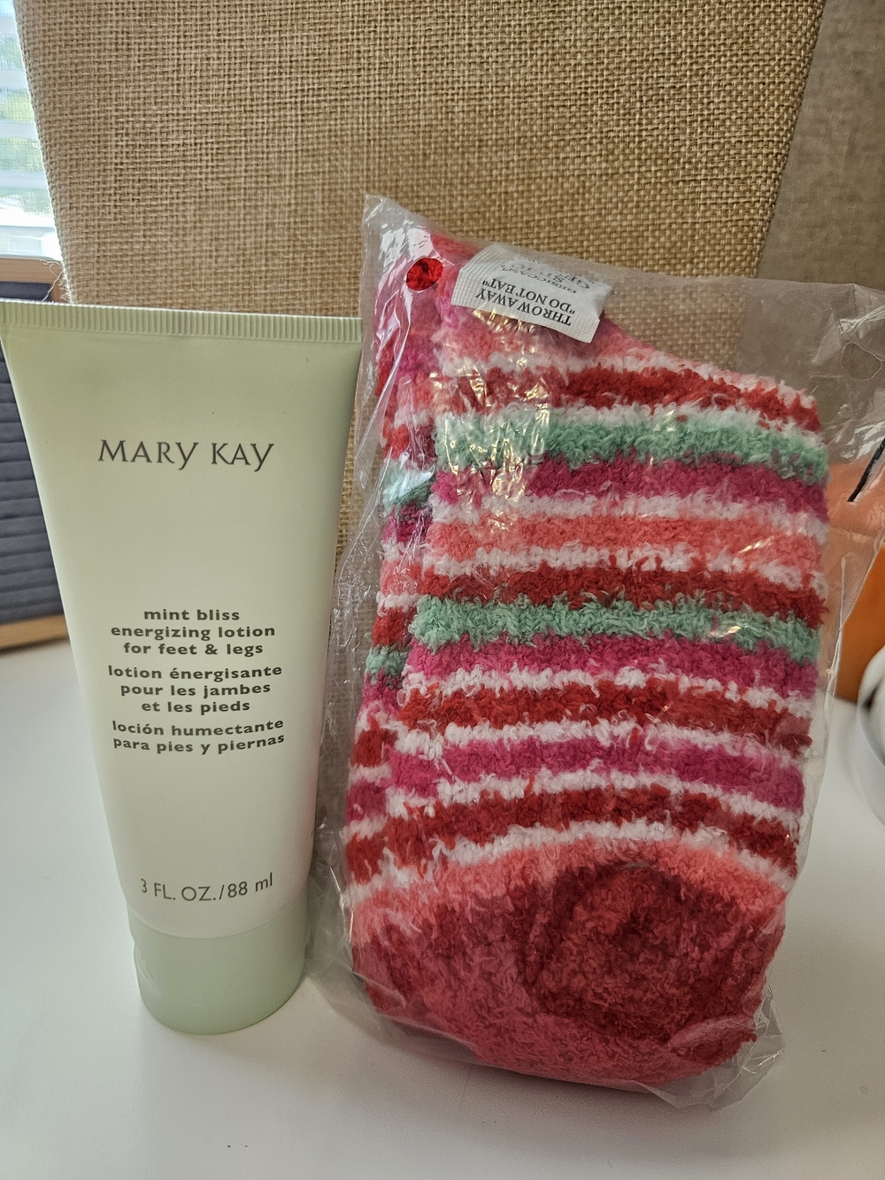 Mary Kay Mint Bliss Energizing Lotion with Pink/Green Striped Cozy Socks